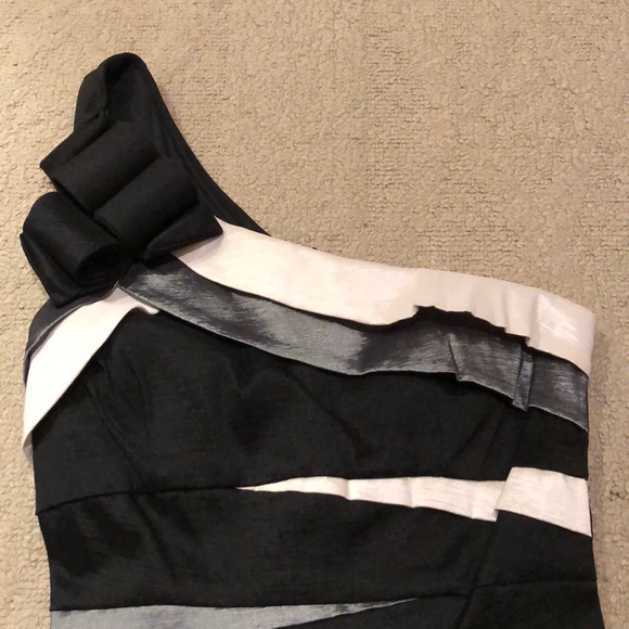 One-shoulder cocktail dress - Picture 2 of 2